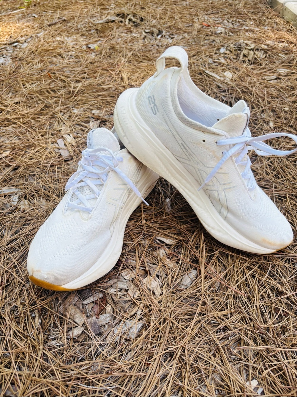 Asics Gel Nimbus 25 Women’s All-White Knit PureGEL Running Sneakers size 12 - Picture 4 of 15